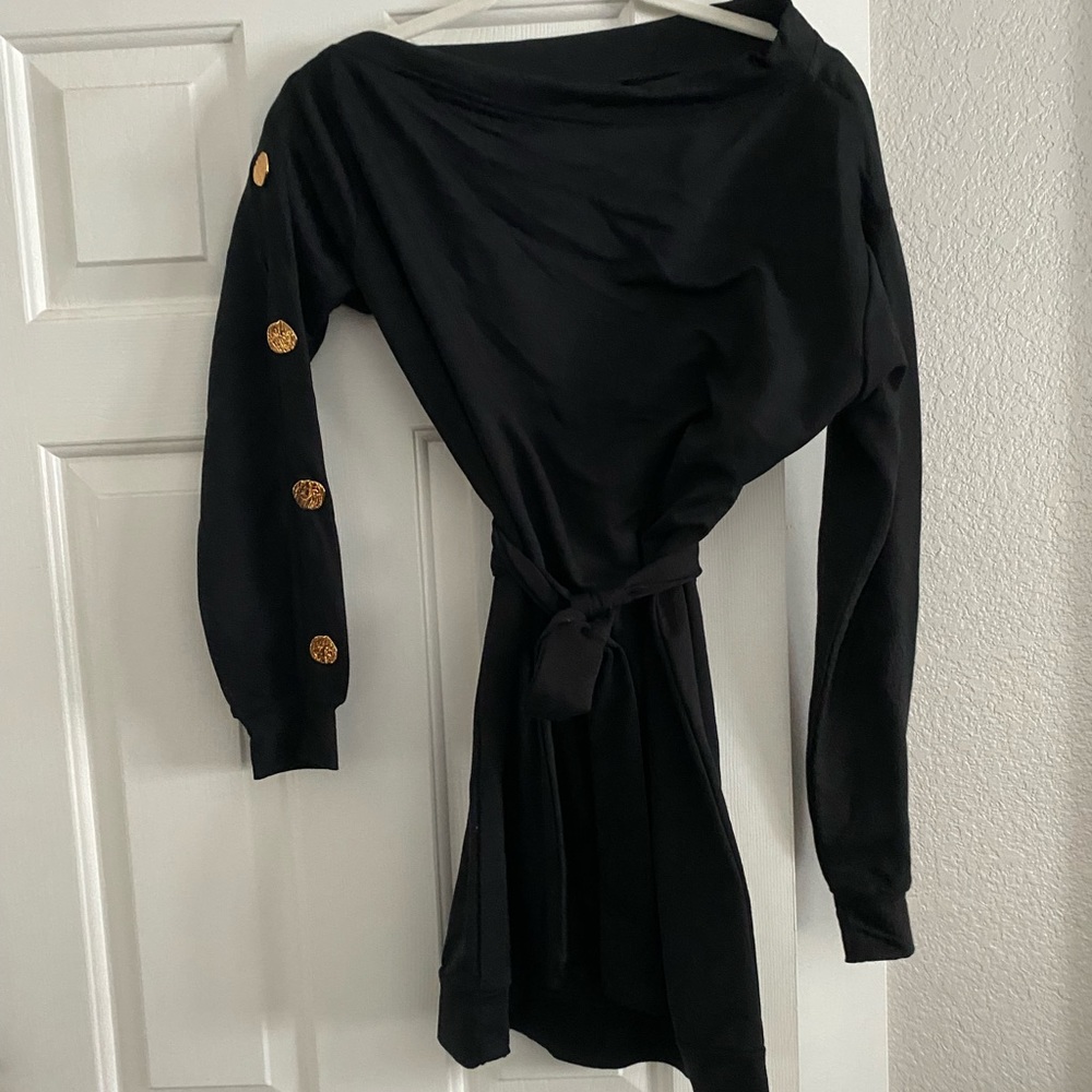 Black long sleeved dress